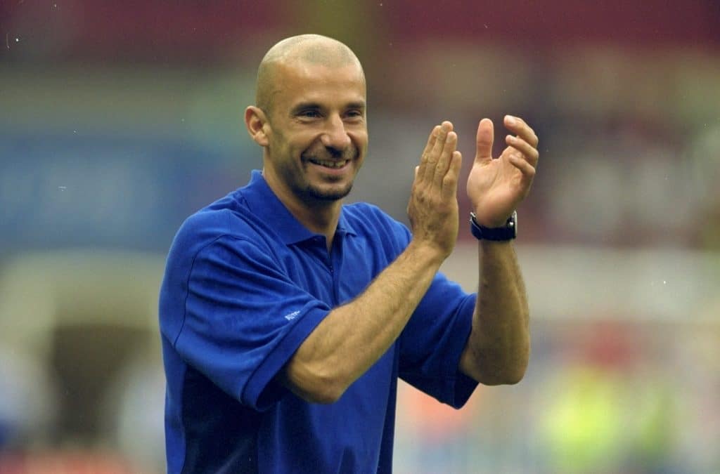 Gianluca Vialli dirigiendo