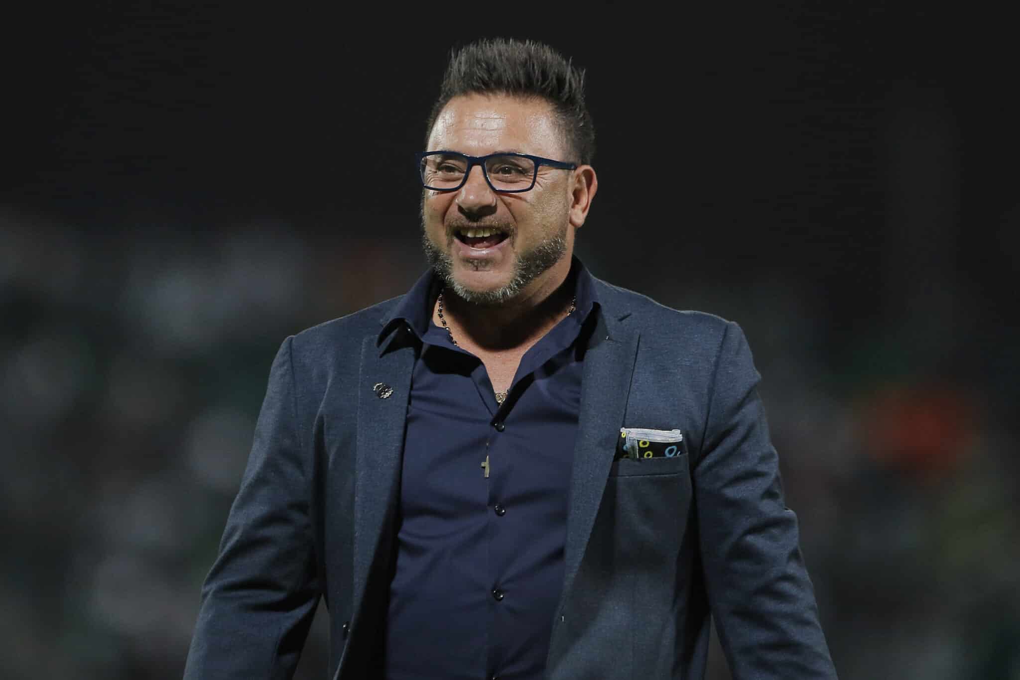 América vs Pumas marca una visita más de Antonio Mohamed al Estadio Azteca, ahora como técnico de un acérrimo rival de las Águilas, club al que hizo campeón