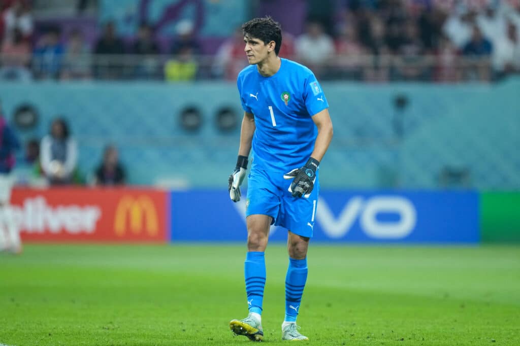 Yassine Bono confesó que su sueño pendiente en su carrera es jugar en River Plate.   (Photo by Ayman Aref/NurPhoto via Getty Images)