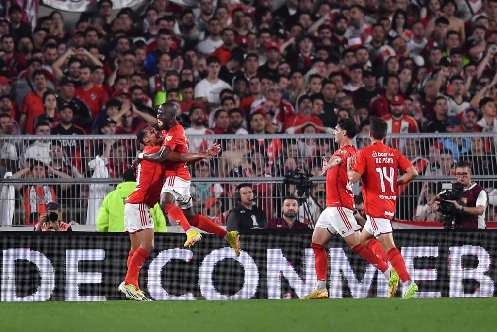 Gremio vs Internacional: Enner Valencia busca ser nuevamente el héroe del clásico. (Photo by Marcelo Endelli/Getty Images)