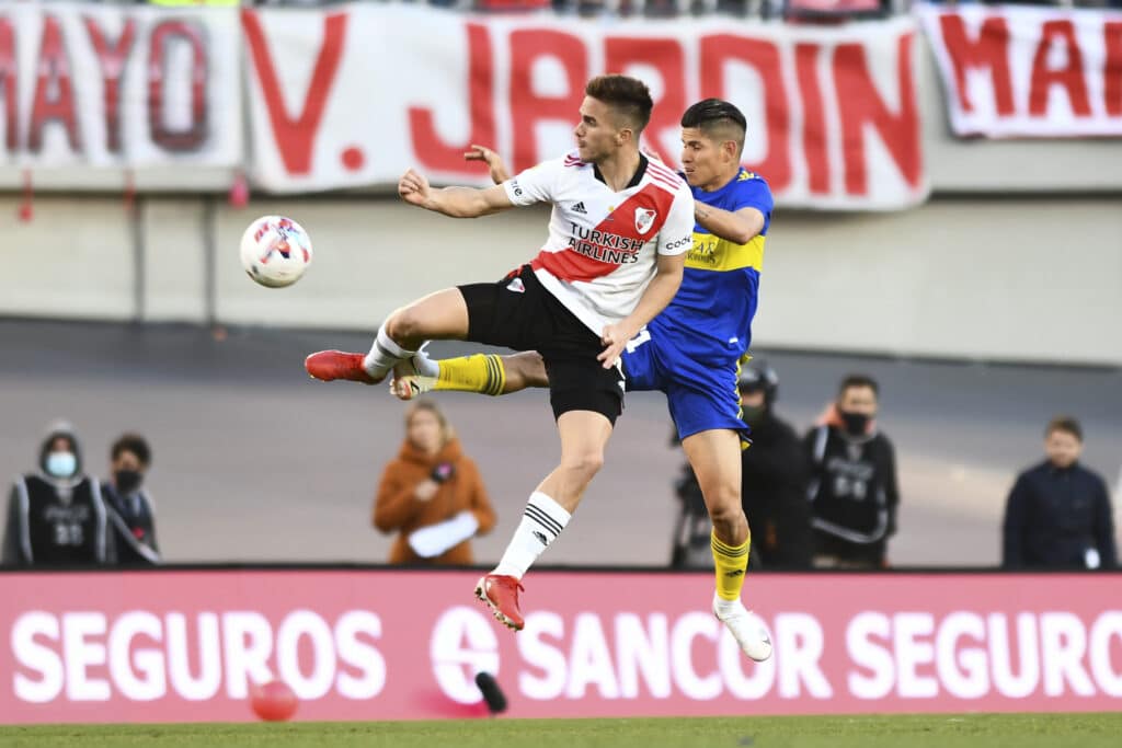 River vs. Boca se miden en el Superclásico del fútbol argentino