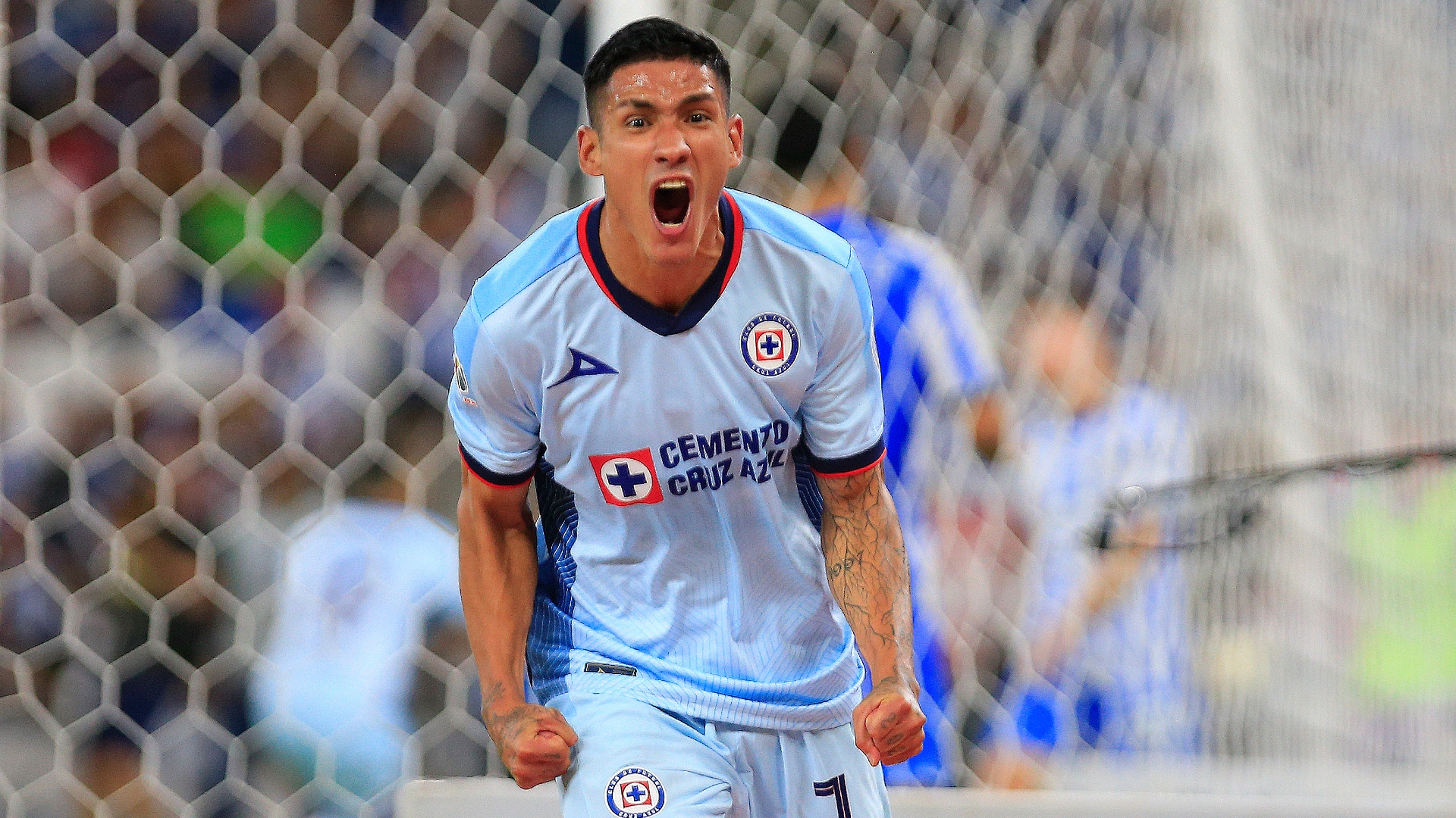 Uriel Antuna con Cruz Azul
