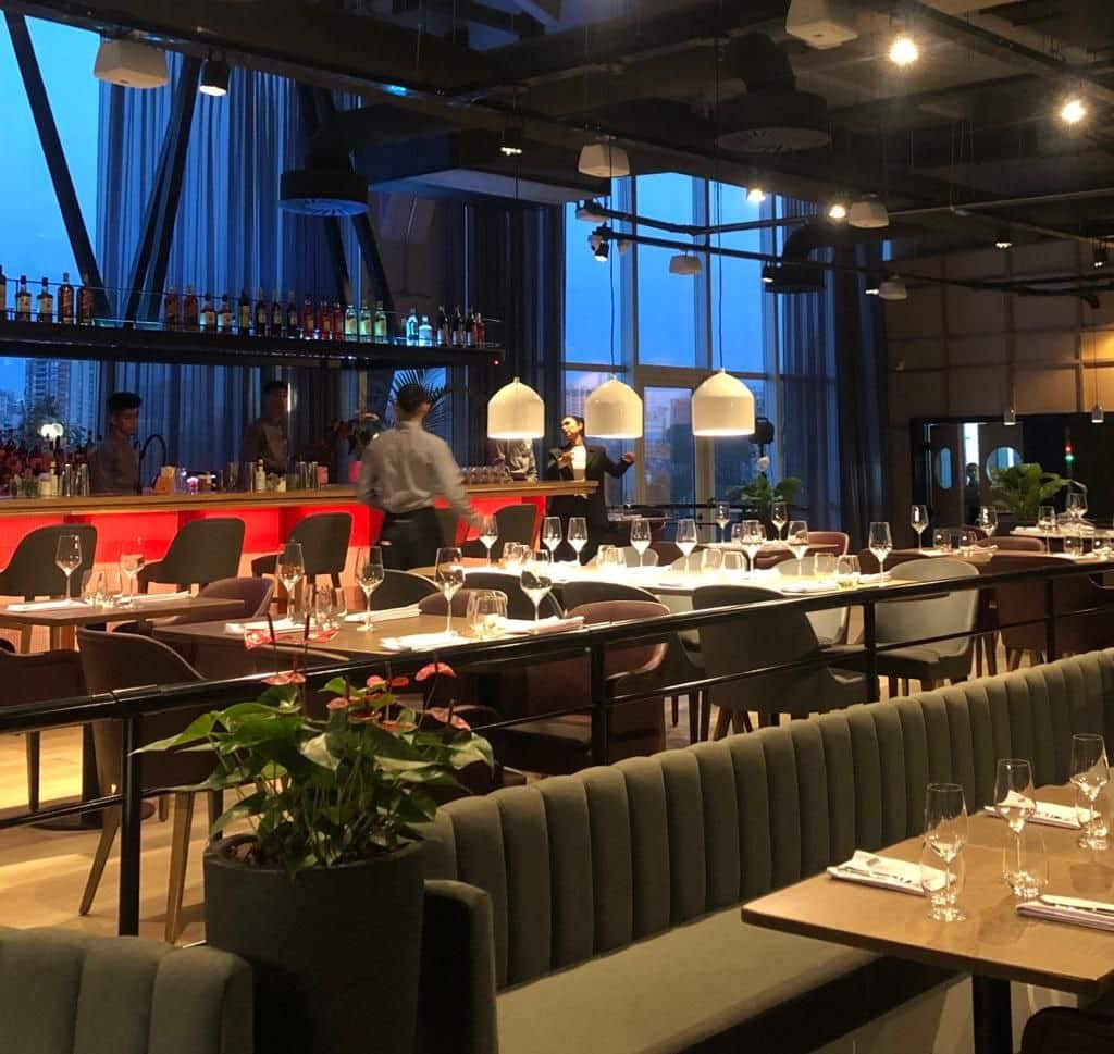 Monumental restaurant