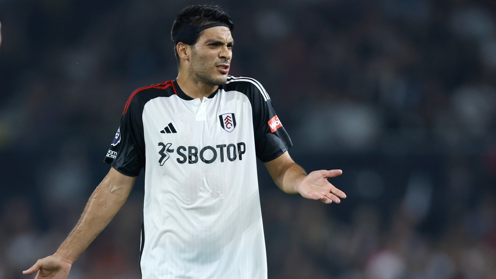 Raúl Jiménez hoy Fulham vs Everton