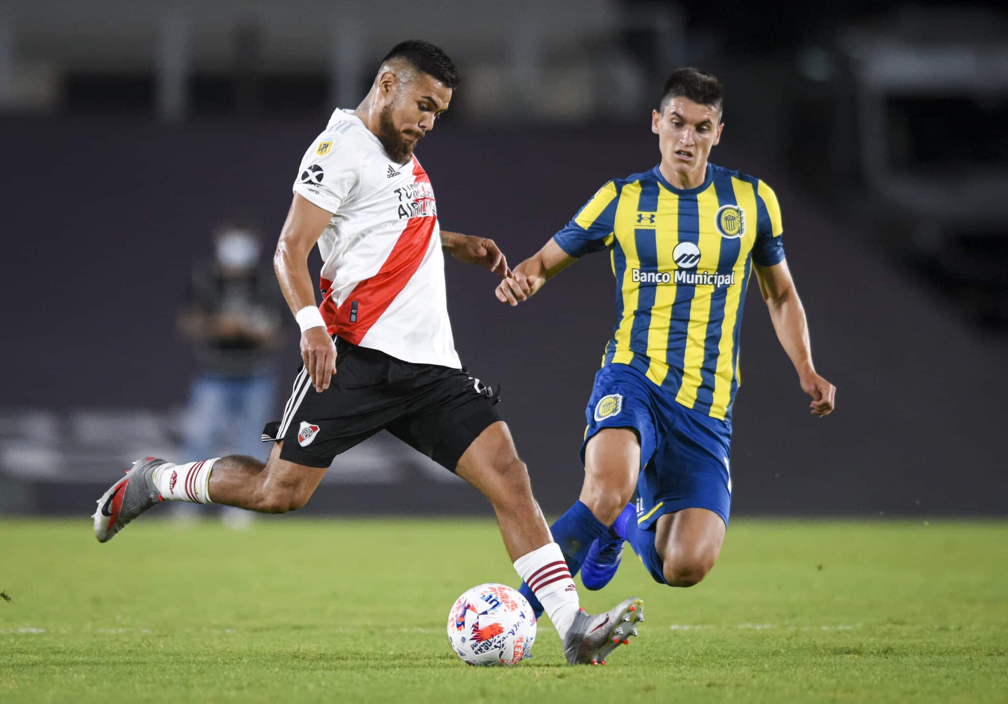 se viene central vs river