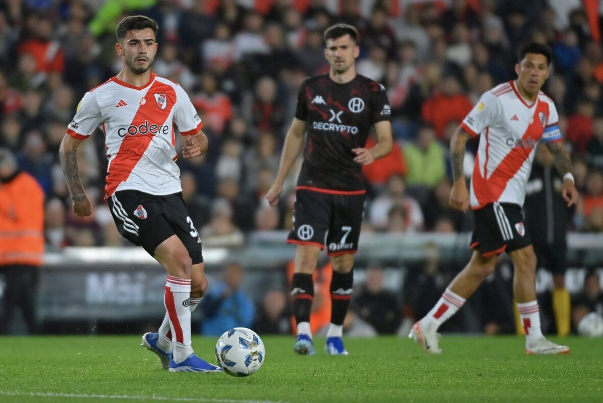 Huracán vs. River: la última vez que se enfrentaron, Enzo Pérez dijo adiós.