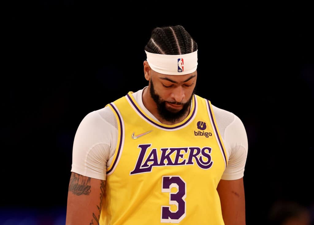 Lakers vs Cleveland Anthony Davis nba