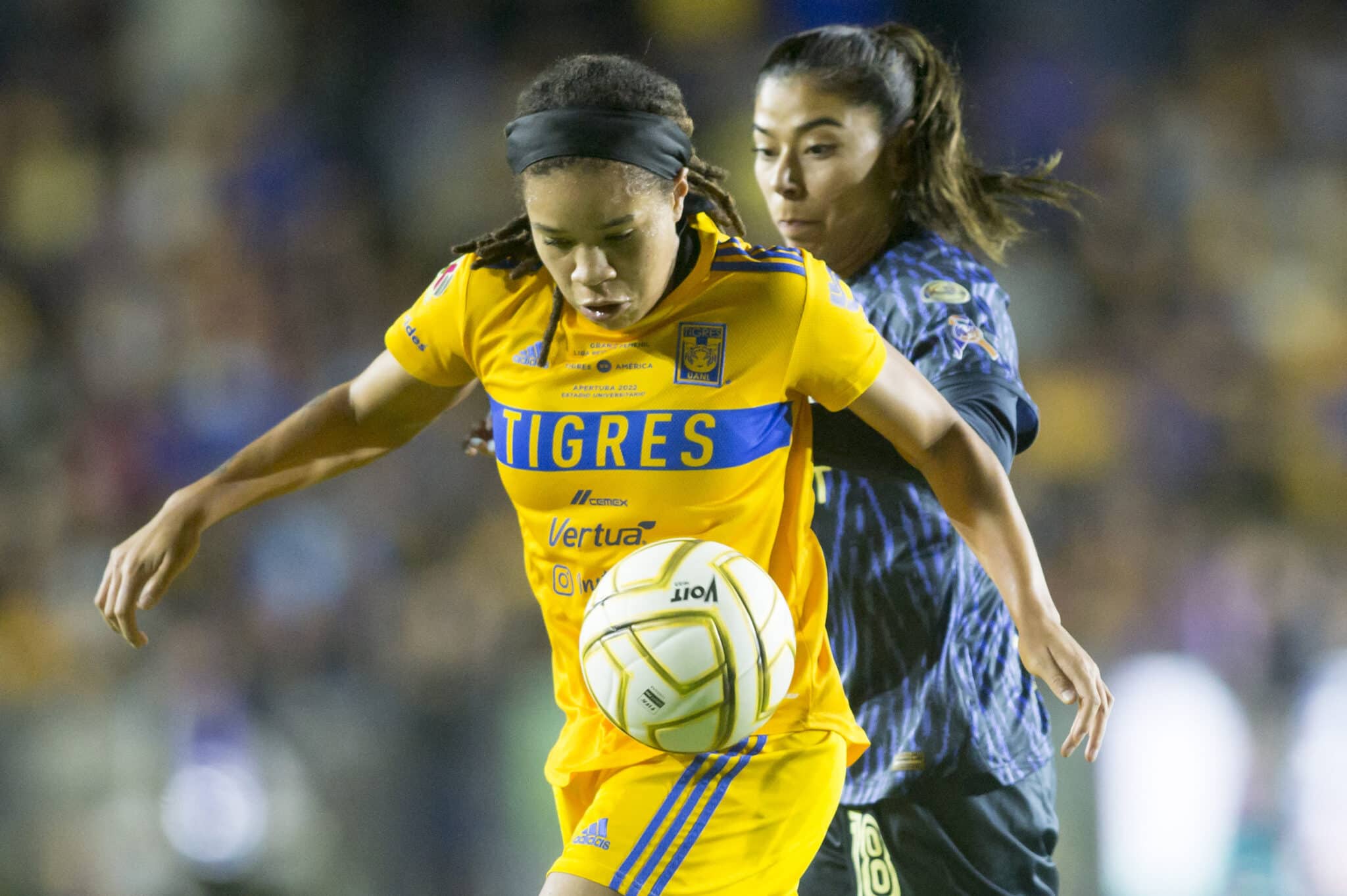 Tigres vs América liga mx femenil Mia Fishel Amanda Perez