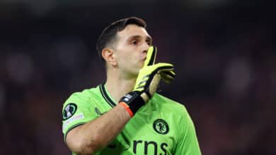 Dibu Martínez hoy: se fue expulsado.