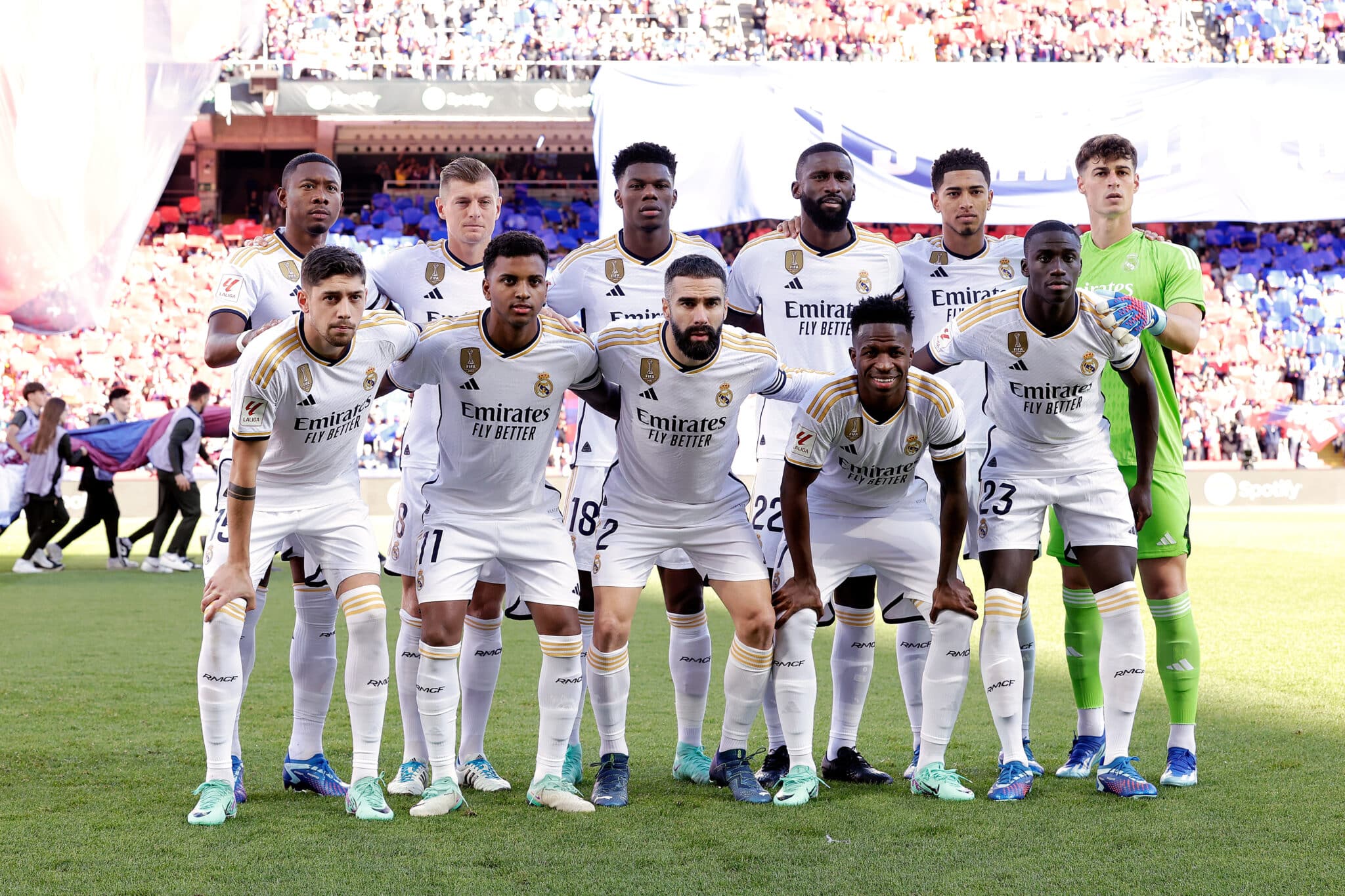 Foto de la alineación del Real Madrid en el juego contra Barcelona de la temporada 2023-24 de LaLiga. Real Madrid vs Barcelona