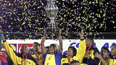 La Selección Colombia quiere repetir el título de 2001 y su camino empieza contra Paraguay.