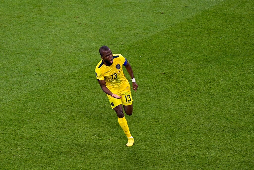 Ecuador vs Jamaica: Enner Valencia será baja en este compromiso, pues recibió tarjeta roja ante Venezuela(Photo by Pablo Morano/BSR Agency/Getty Images)