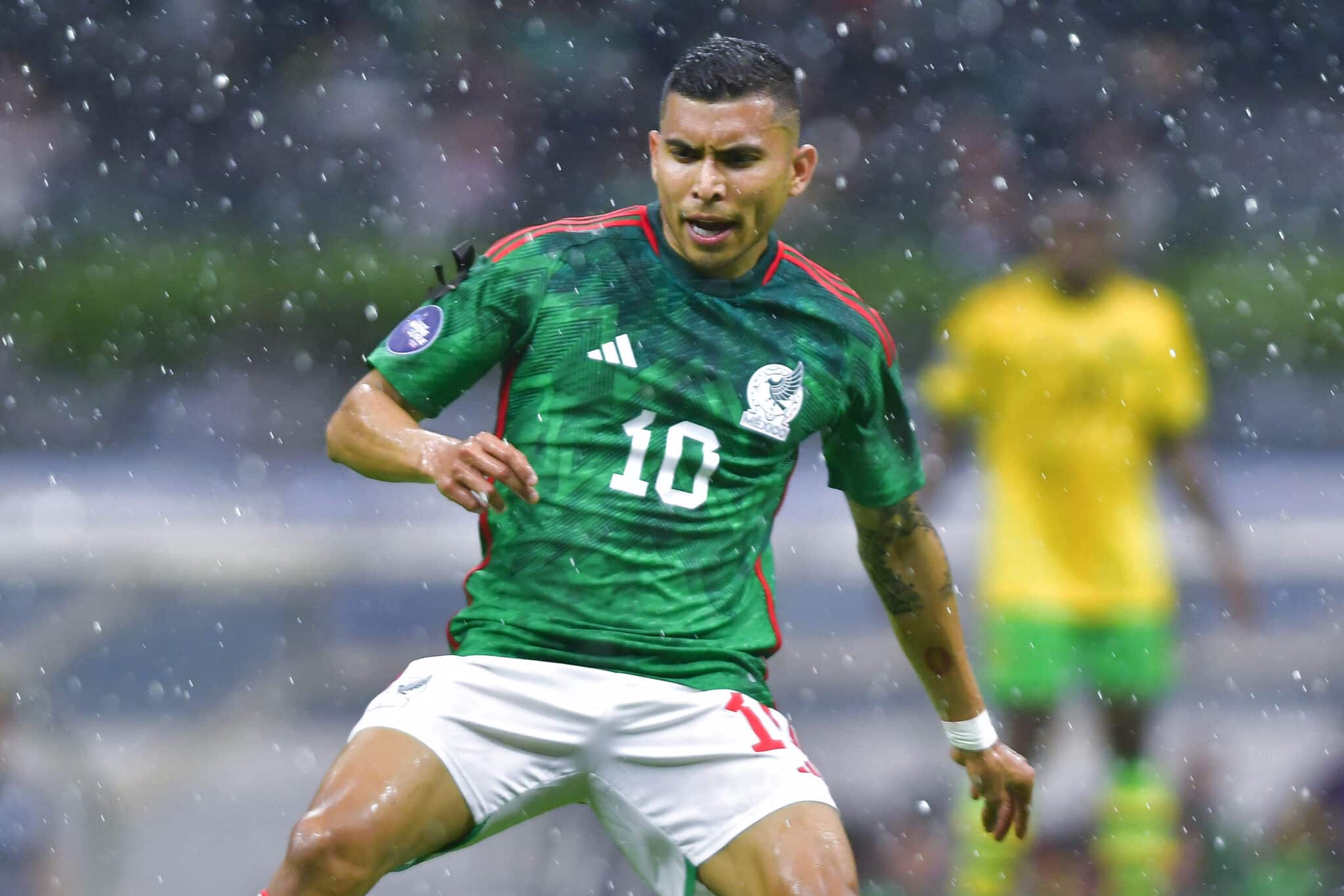 México vs Venezuela Orbelin Pineda