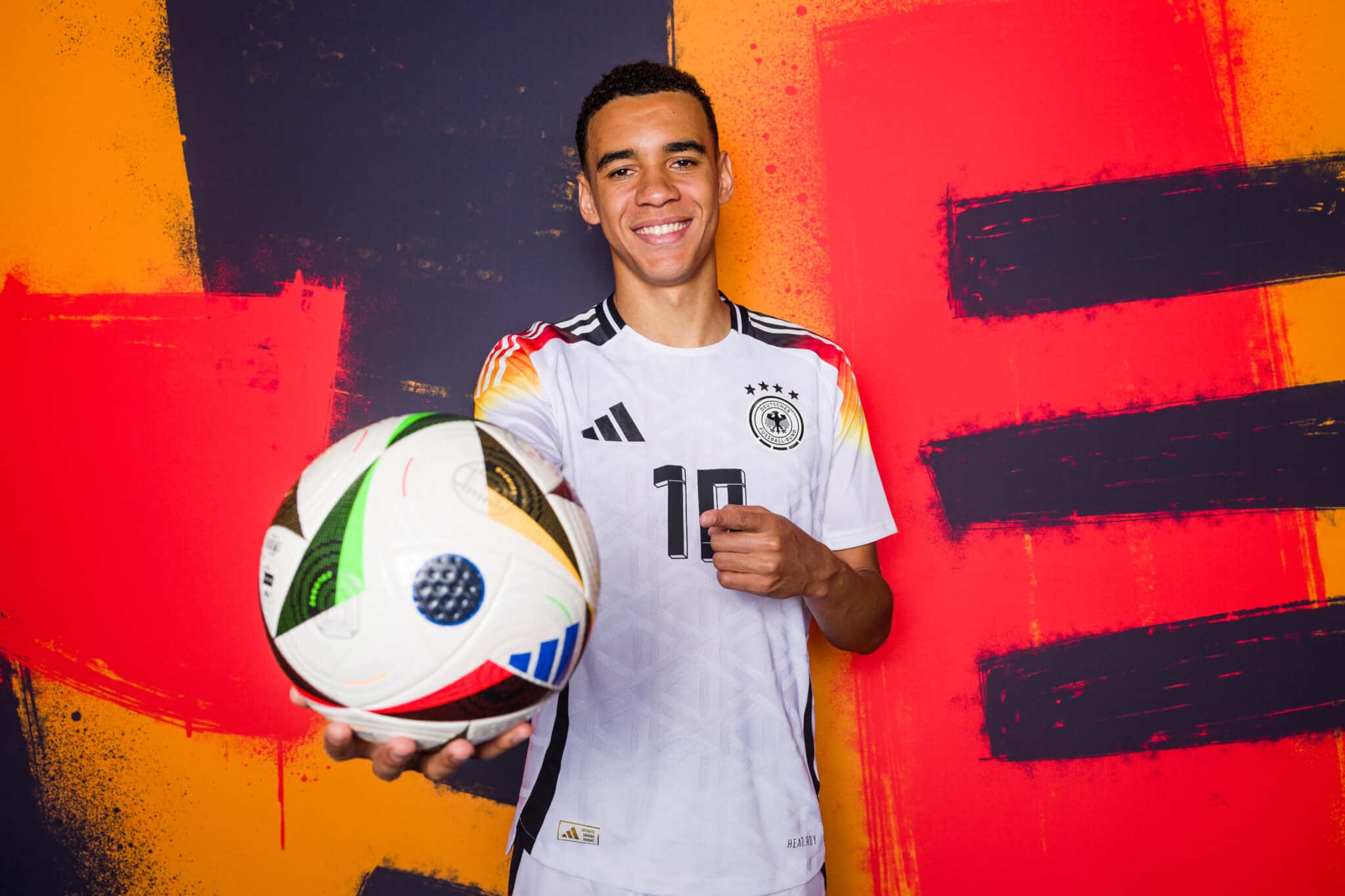 Alemanica vs Dinamarca Jamal Musiala Alemania vs España