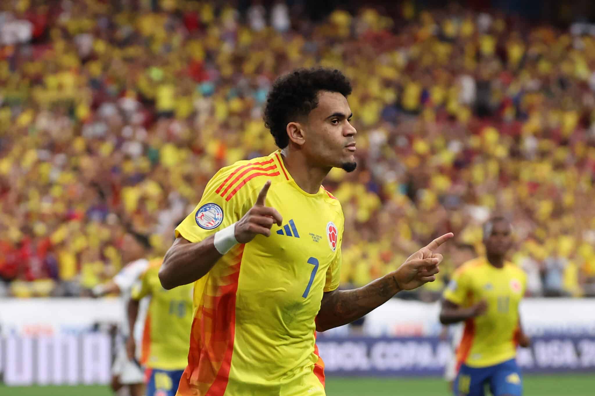 Luis Díaz, de la Selección Colombia, descansa luego de una intensa Copa América