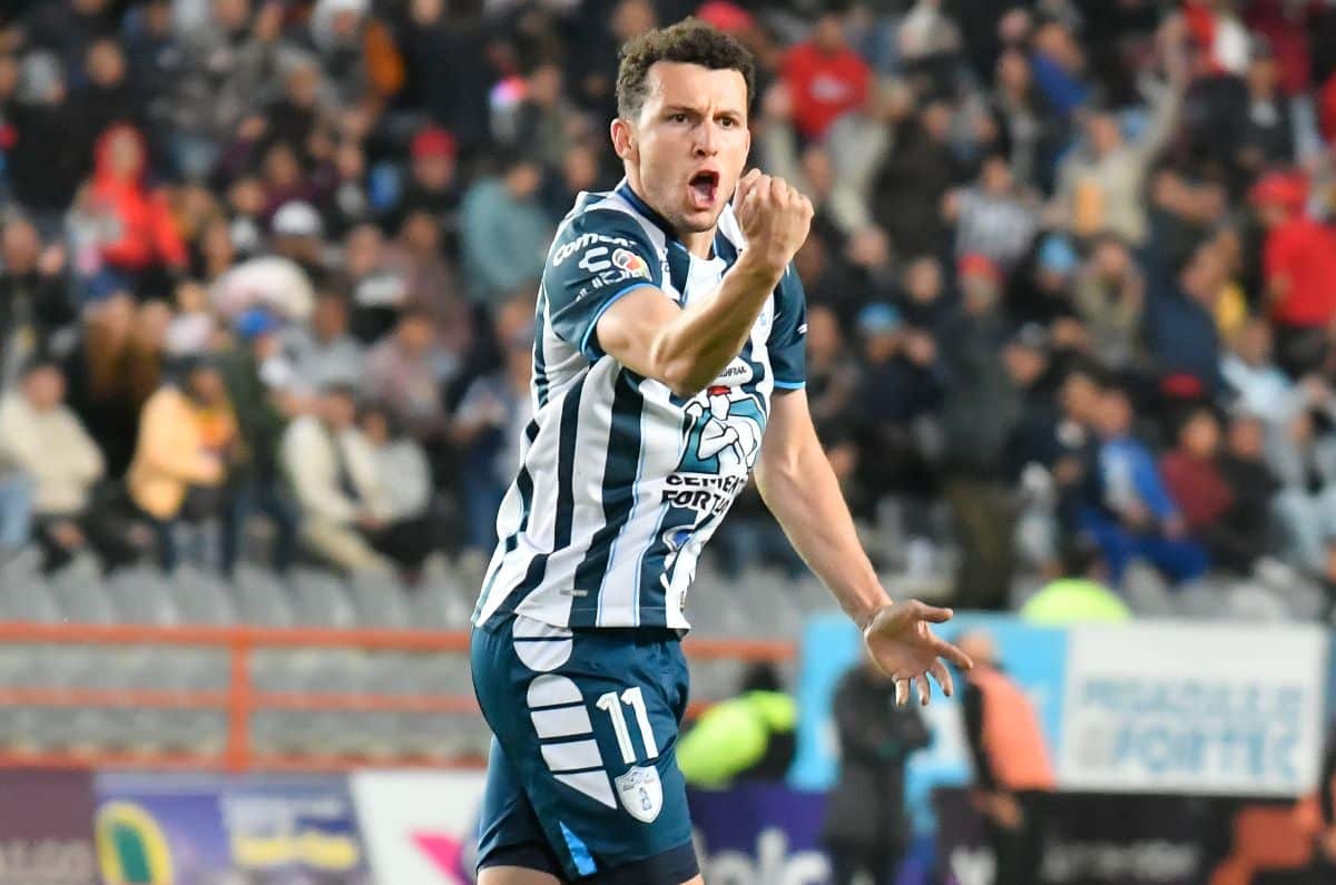 Oussama Idrissi festeja un gol don los Tuzos del Pachuca, Liga MX 2024 Rumor Club América Pachuca vs Monterrey dónde ver Pumas vs Pachuca vs New York RB