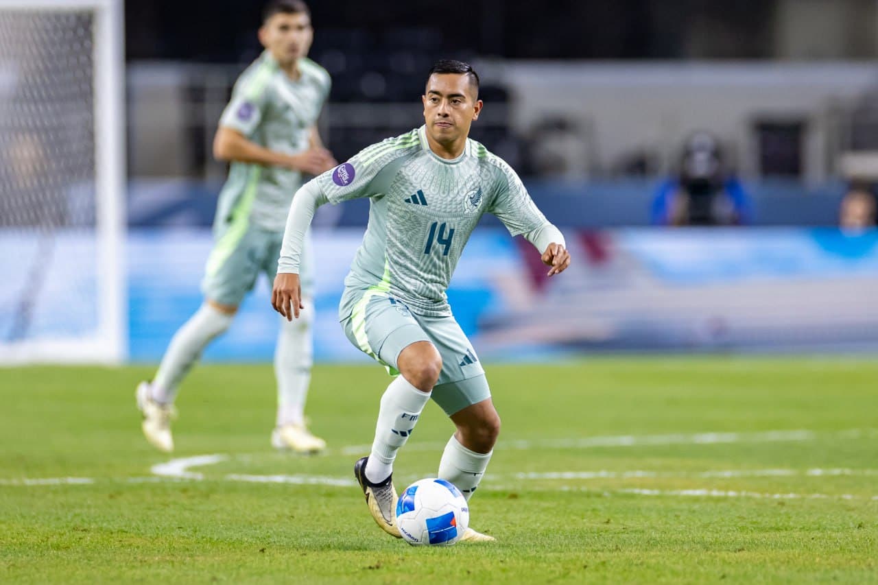 Erick Sánchez México vs Ecuador