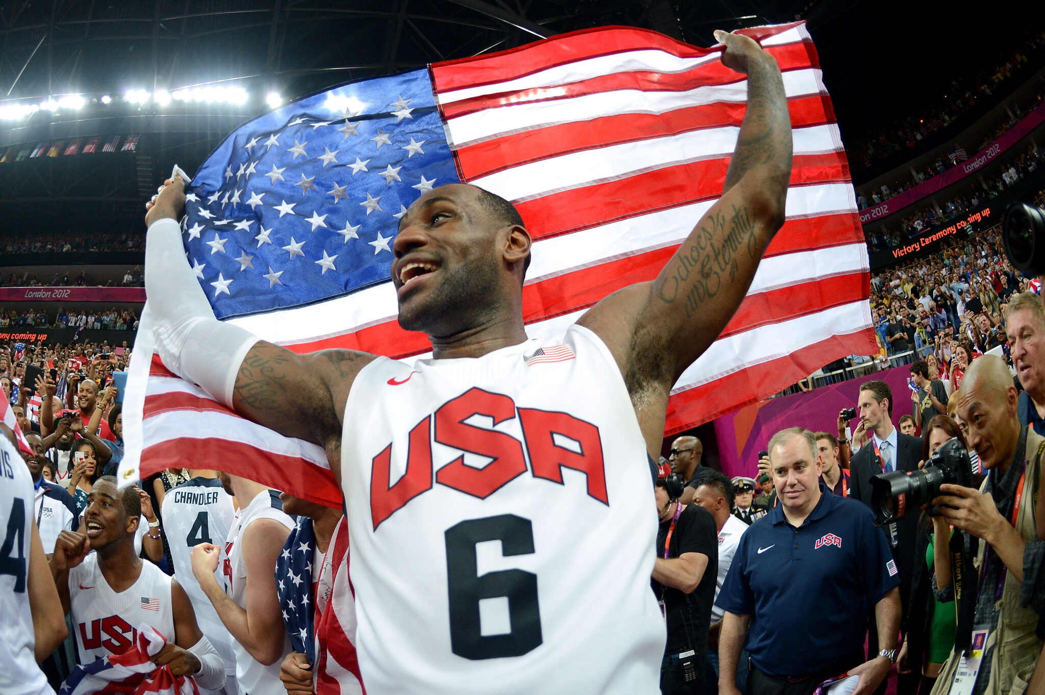 Lebron James con estados unidos en juegos olimpicos: ahora será abanderado