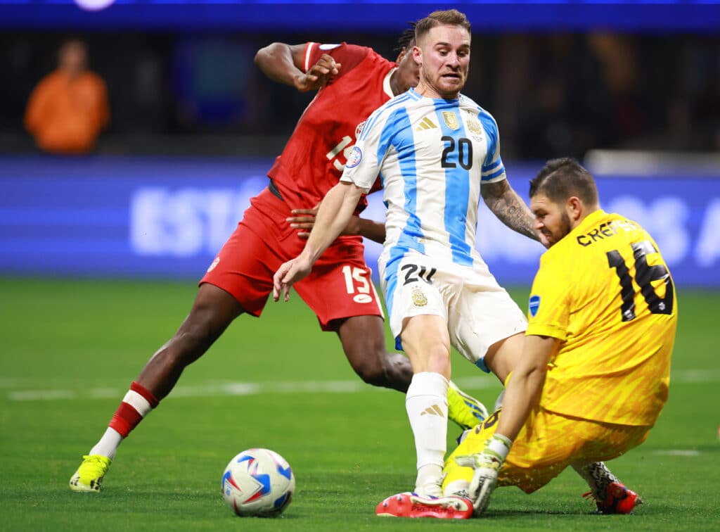 Alexis Mac Allister no estará presente en esta ventana debido a una lesión.