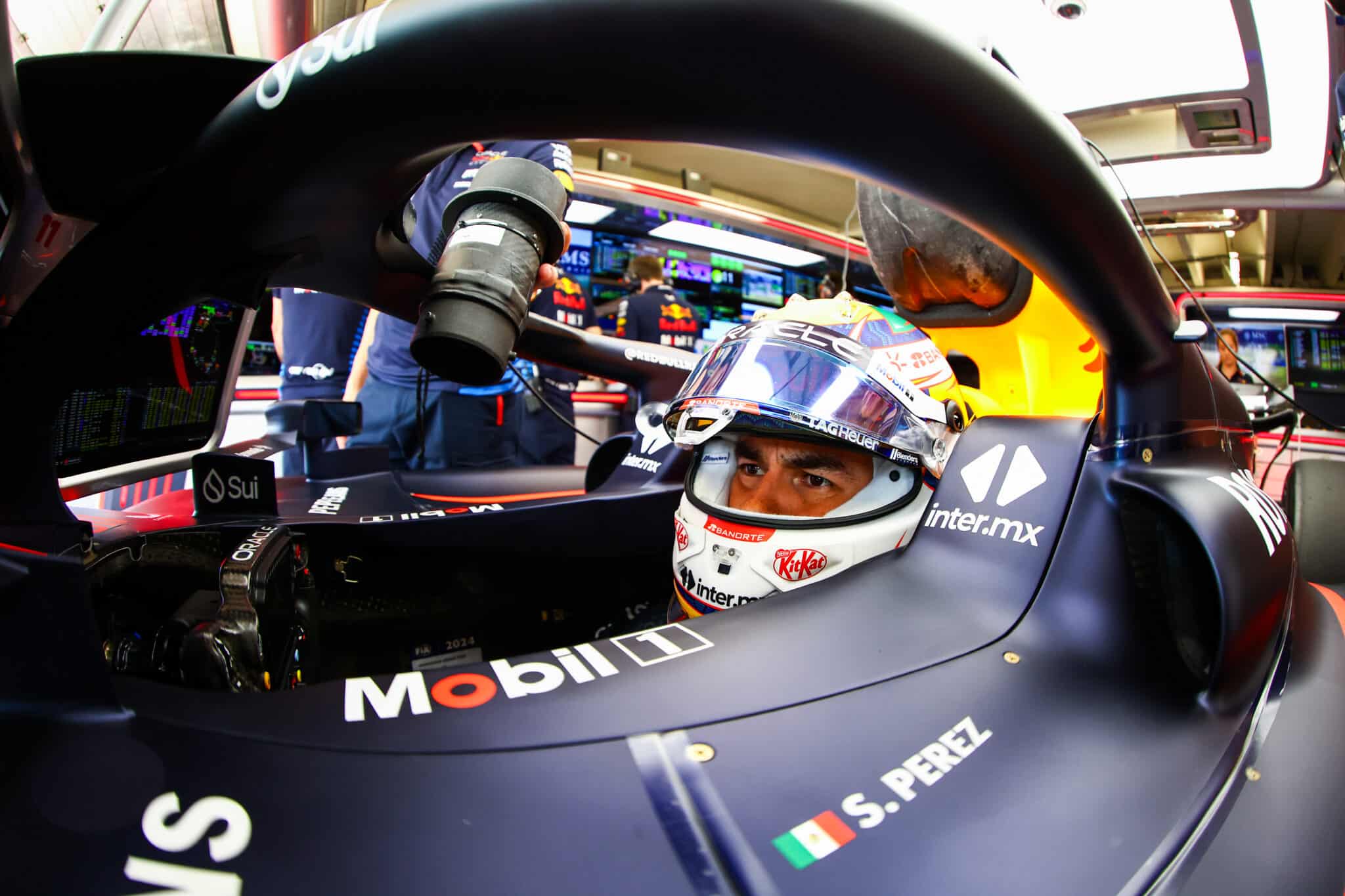 Checo Pérez deberá de ir contra las críticas en la segunda etapa de la temporada actual de la F1.