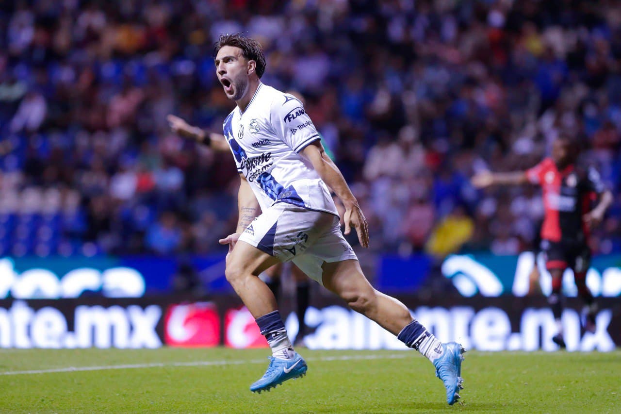 Puebla vs Chivas por la fecha 14 del AP 2024.