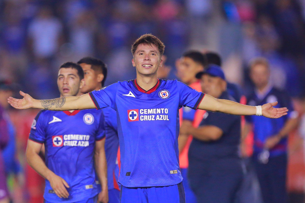 rodrigo huescas cruz azul