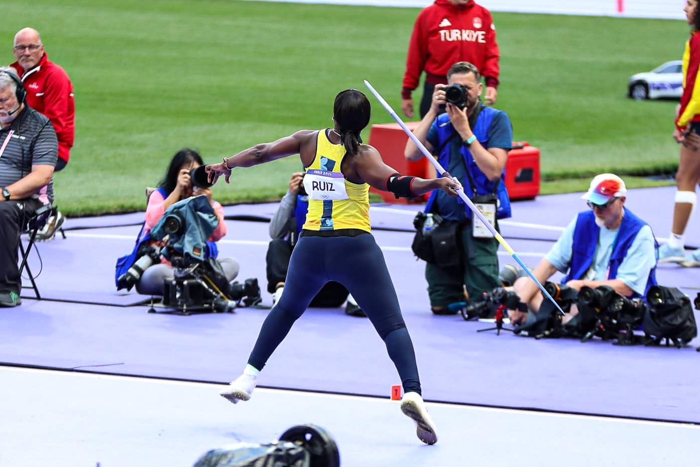 Flor Denis Ruiz y un lanzamiento brillante para meterse en la gran final de los Juegos Olímpicos 2024. (@olimpicocol)
