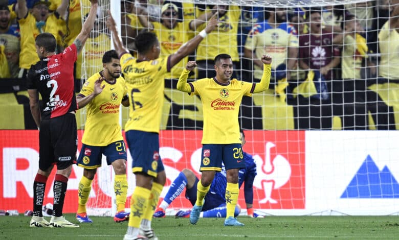 Las estadísticas de Erick Sánchez y su rendimiento de juego denotan que el mexicano fue uno de los jugadores a seguir en el "Clásico Joven".