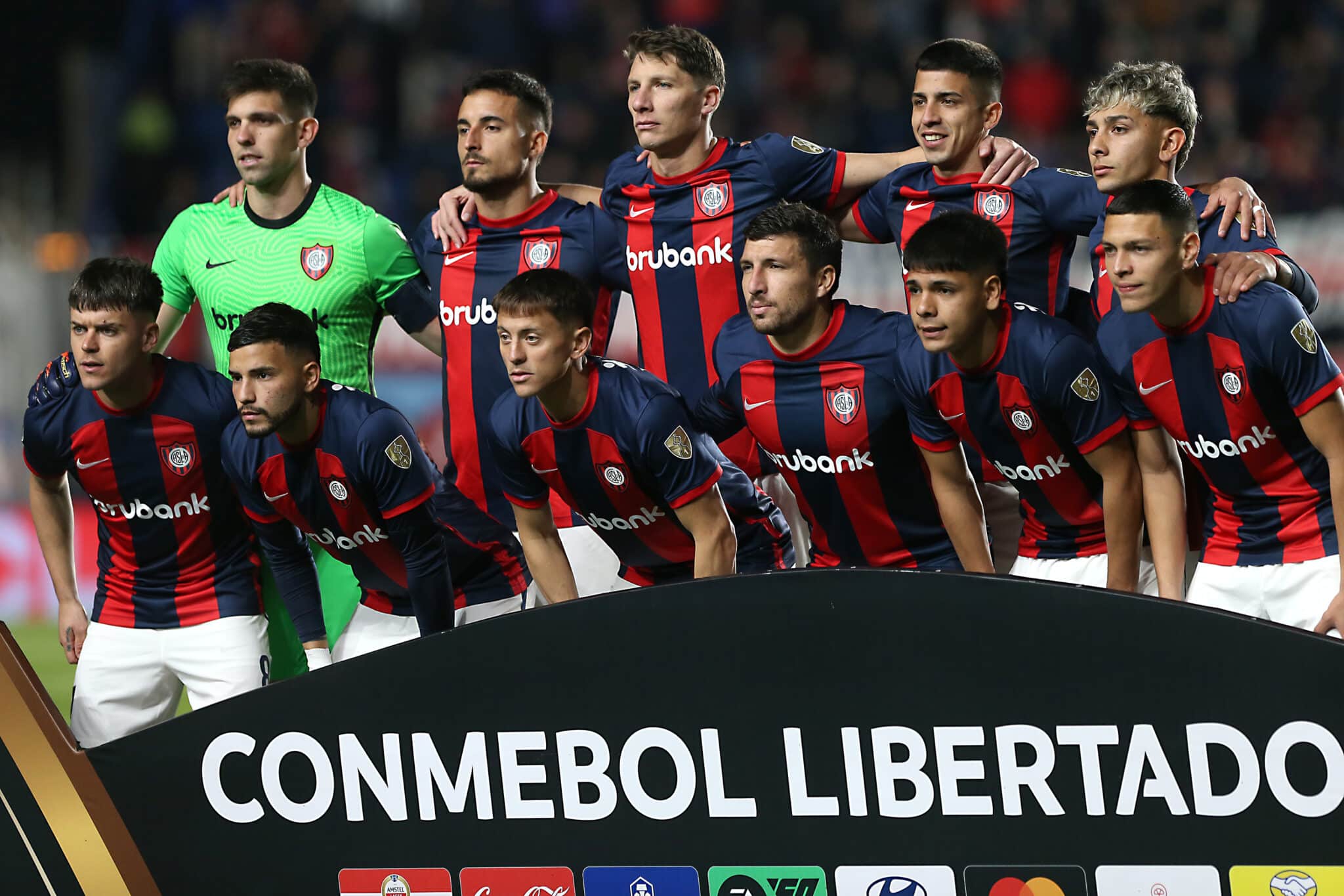 Argentinos vs San Lorenzo: donde ver, posibles formaciones e historial.