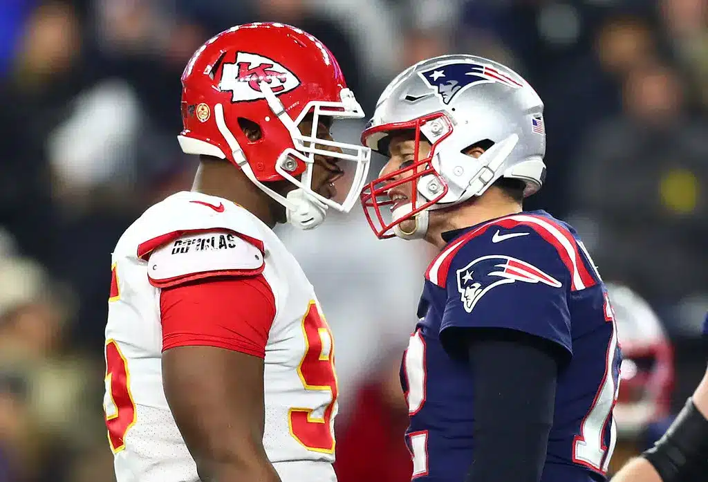 Kansas City Chiefs y New England Patriots, dos equipos que buscarán ser campeones en la NFL.