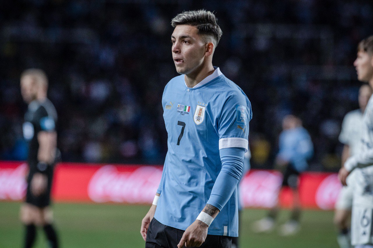 Anderson Duarte jugando con la Selección Sub 23 de Uruguay, próximo refuerzo del Toluca.