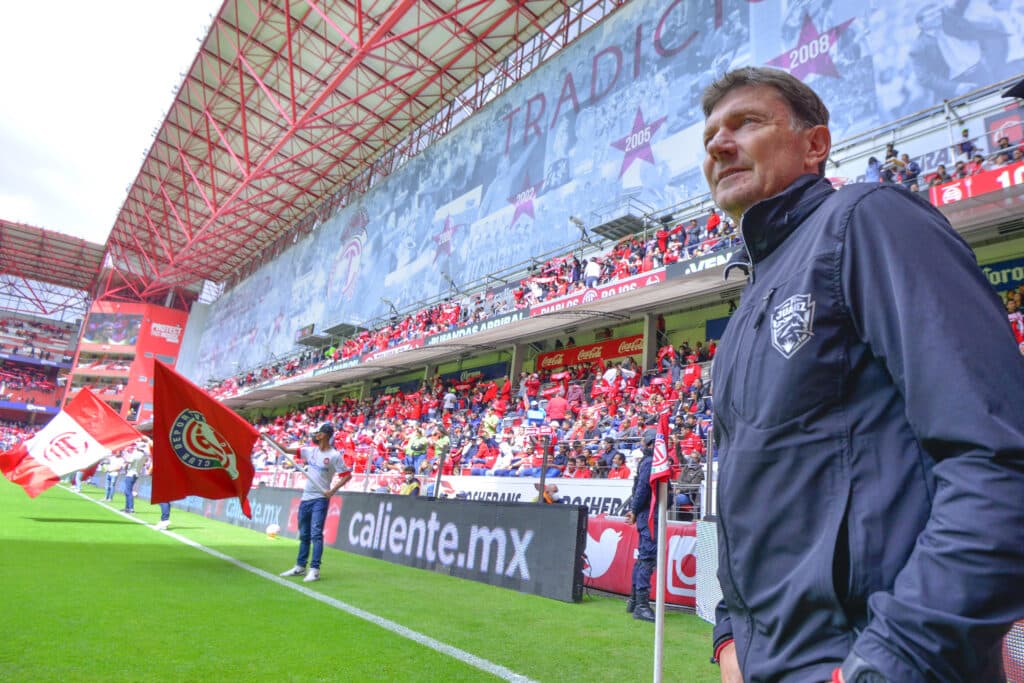 La Liga MX ha contado con grandes guardametas argentinos como Hernán Cristante.