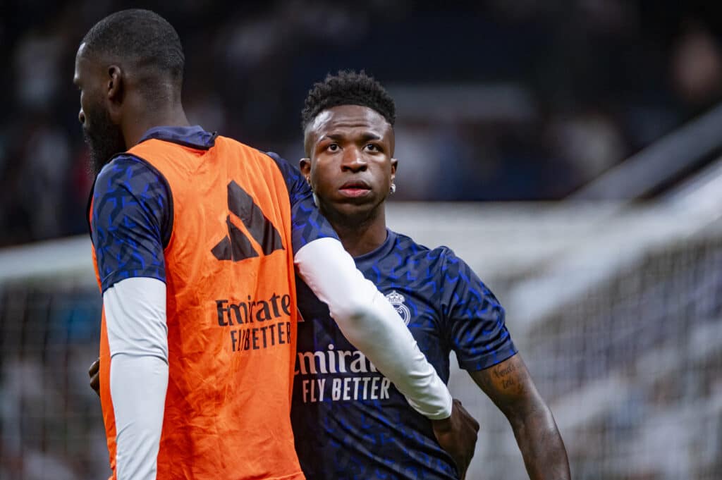 Villarreal vs Real Madrid: Vinicius Junior falló un penal en el encuentro ante Atlético Madrid, recibiendo cientos de críticas por sus bajos rendimientos en el último tiempo. (Photo by Alberto Gardin/SOPA Images/LightRocket via Getty Images)