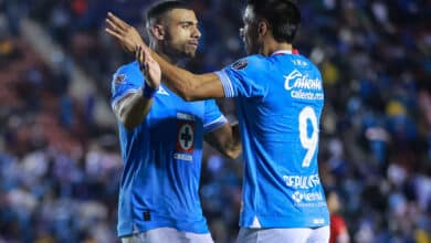 Con Cruz Azul, Giorgios Giakoumakis suma 665 minutos jugados.