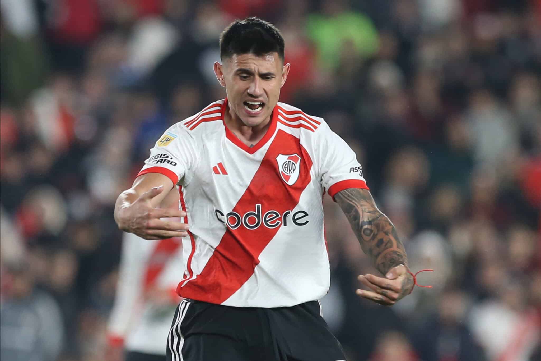 Adam Bareiro disputará su primer superclásico con la camiseta de River