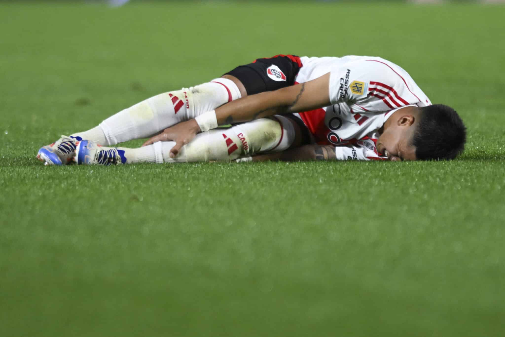 Maxi Meza, descartado en River para el superclásico