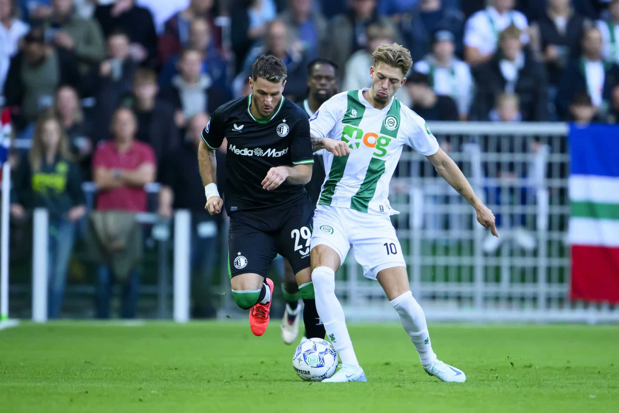 Santiago Giménez suma dos goles en cinco partido en este arranque de temporada en la Eredvisie de Países Bajos.