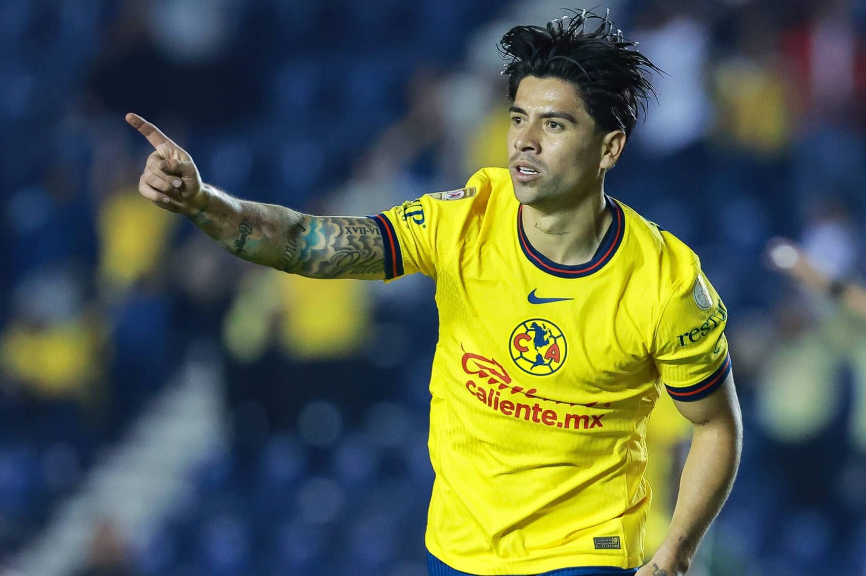 Víctor Dávila marcó su primer gol con la playera del América.