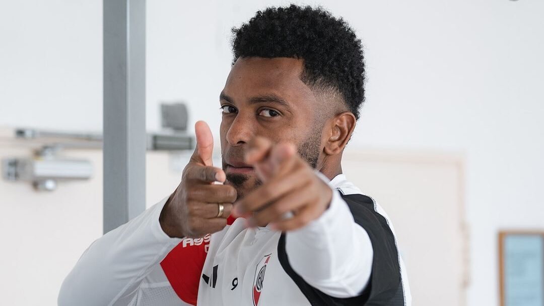 Miguel Borja entrenamiento de River Plate