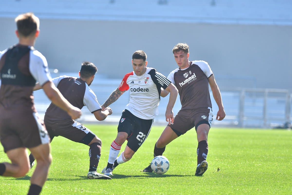 River vs. Platense amistoso en el Monumental
