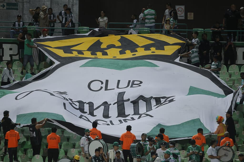 Querétaro vs Santos por la J17 del AP 2024.