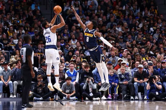 Dallas Mavericks vs Denver Nuggets, uno de los partidos más esperados de la jornada de martes de la NBA.