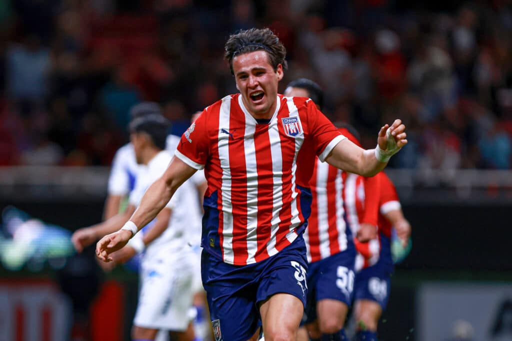 Teun Wilke estaría en el primer equipo de Chivas para el CL 2025