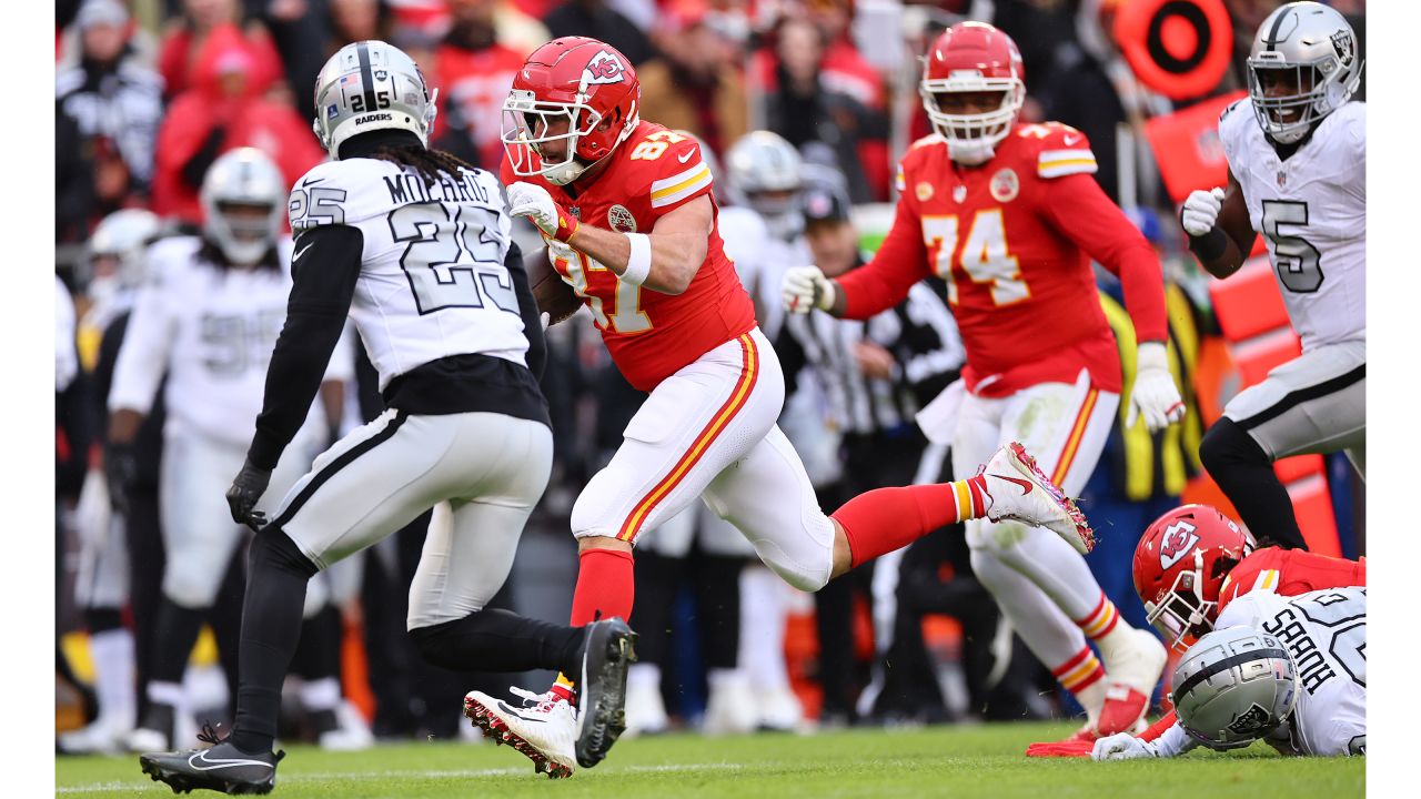 Kansas City Chiefs vs Las Vegas Raiders será el partido especial del Black Friday de la NFL 2024.