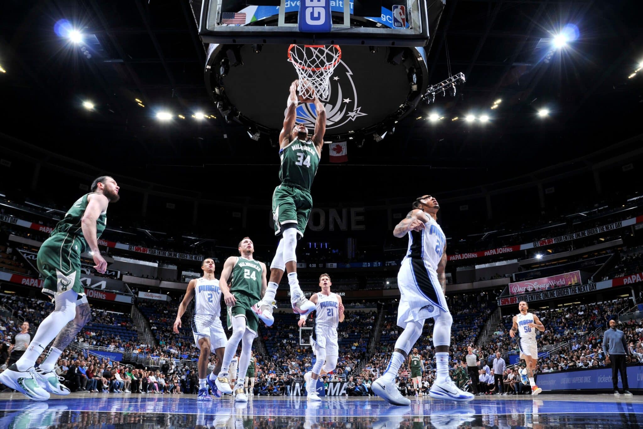 Orlando Magic vs Milwaukee Bucks abrirán los cuartos de final de la Emirates NBA Cup.