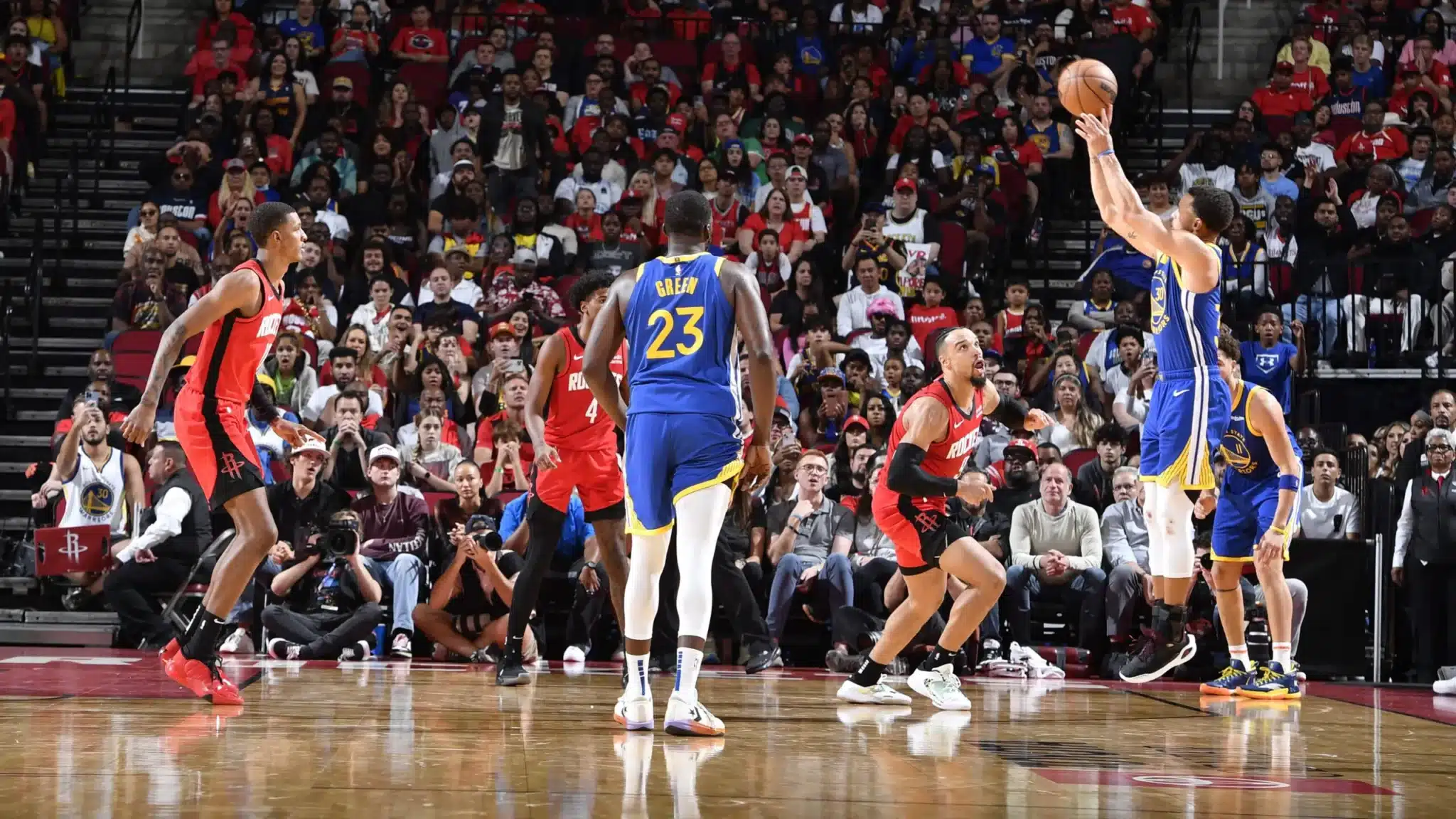 Houston Rockets vs Golden State Warriors será el cuarto partido de los Cuartos de Final de la Emirates NBA Cup.