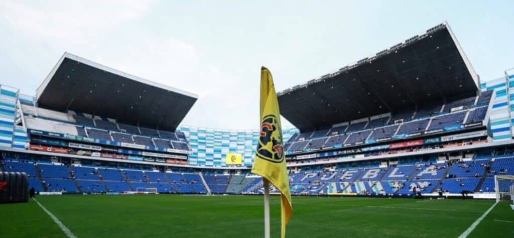América vs Monterrey: el primer enfrentamiento está previsto en el Estadio Cuauhtémoc de Puebla, pues el bicampeón tiene problemas para usar el Ciudad de los Deportes en esas fechas. (Photo by Hector Vivas/Getty Images)