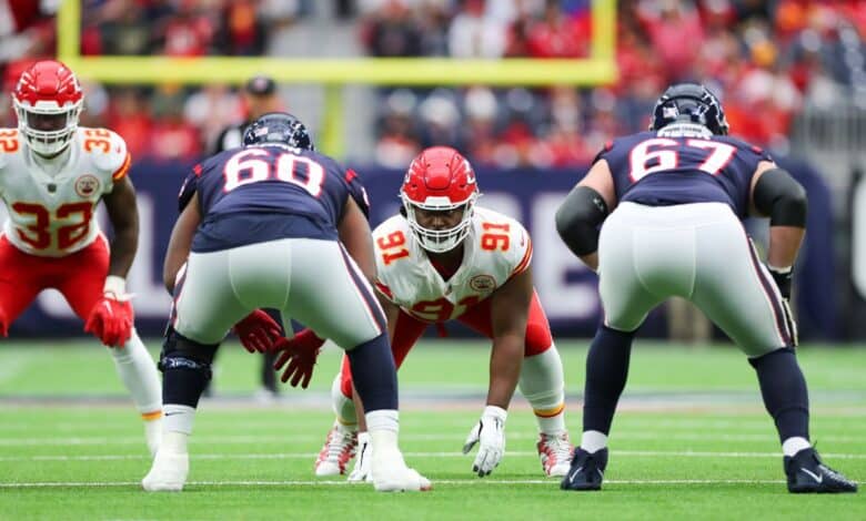 La NFL dispuso que dos partidos se jueguen este sábado. Chiefs vs Texans / Steelers vs Ravens.