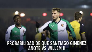 Santiago Giménez con el Feyenoord de Holanda.