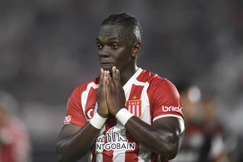 Edwuin Cetré Estudiantes